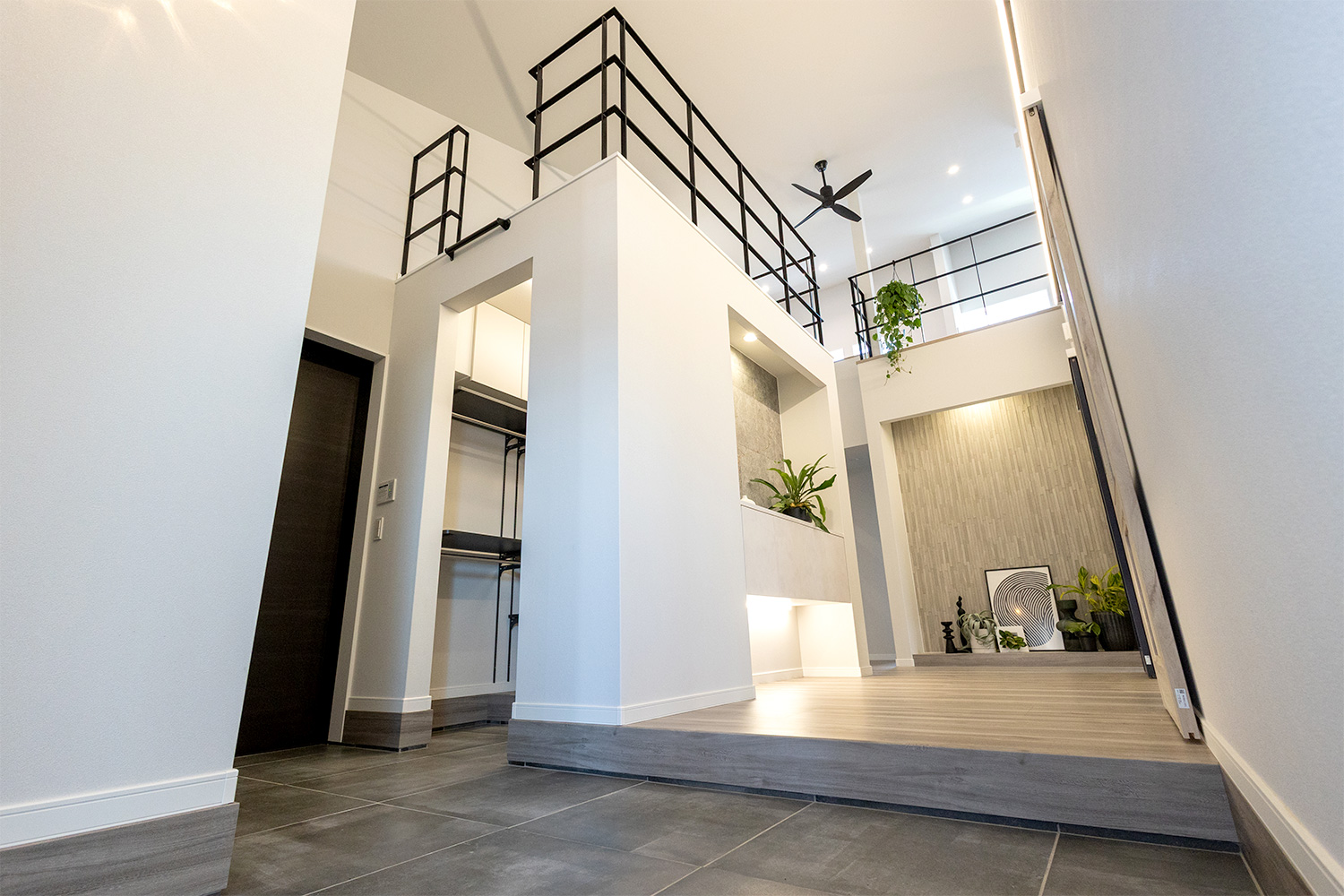 広々とした玄関